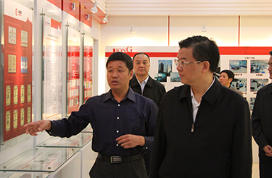 福建省委常委、省紀(jì)委書記倪岳峰調(diào)研虹潤公司